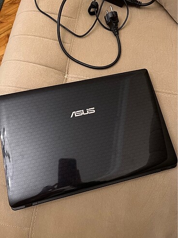 ASUS Dizüstü Bilgisayar