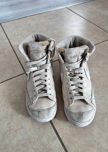 Nike 36,5