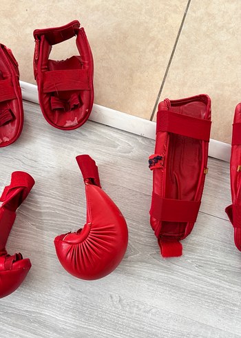 Kırmızı Deri Boks Eldiveni Velcro Bantlı - Görsel 2