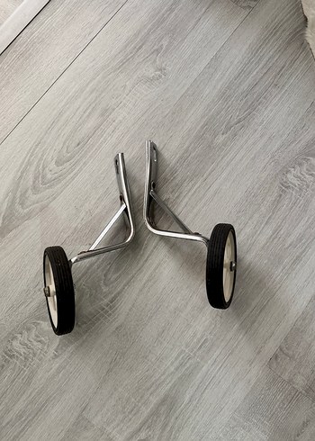 Beyaz Yan Tekerlekli Bisiklet Denge Tekerleği - Görsel 2