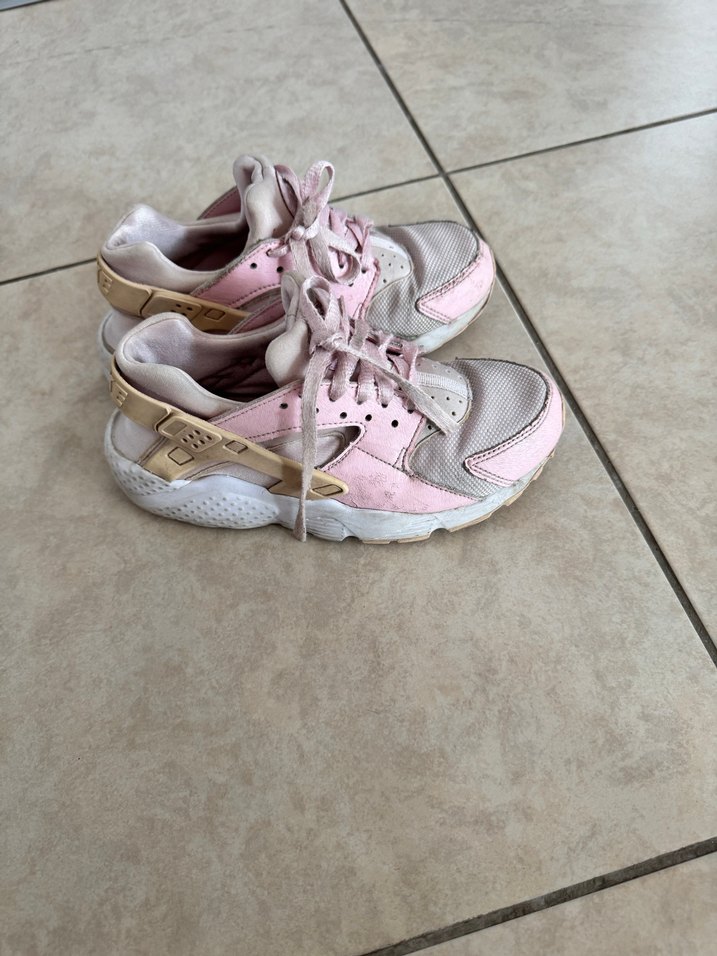 Pembe Bağcıklı Kadın Spor Ayakkabı - Görsel 3