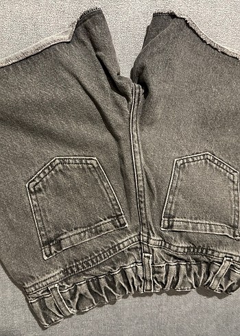 Düğmeli Gri Midi Denim Şort - Görsel 3