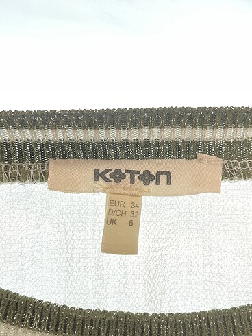 34 Beden beyaz Renk Koton Bluz %70 İndirimli.