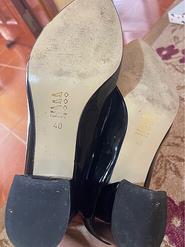 Kısa topuk stiletto