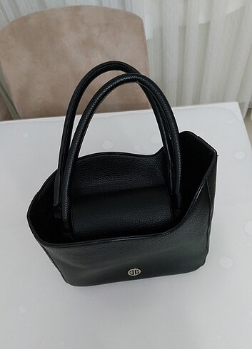 Elle Siyah Omuz Çantası - Görsel 5