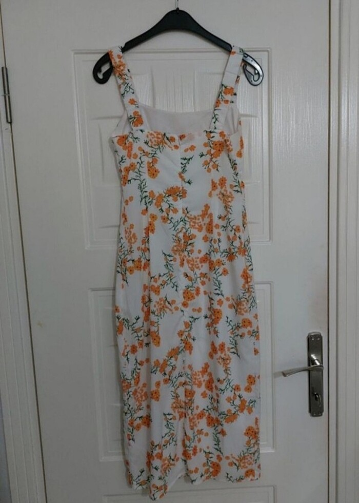 Çiçekli Kadın Elbise - Görsel 3