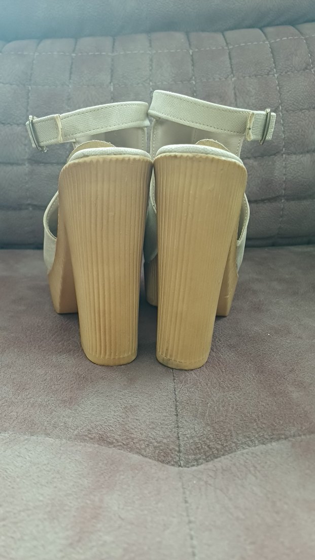 Bej Süet Kadın Platform Topuklu Ayakkabı - Görsel 3