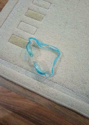 Mavi Elastik Yüzücü Gözlüğü - Görsel 2