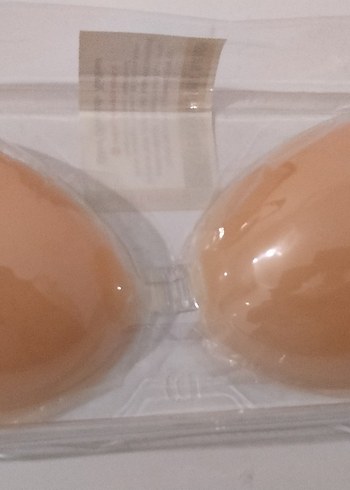 Silikon yapılı kadın ten yapışkan et sütyen - Görsel 2