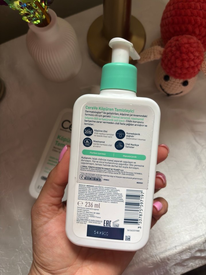 CeraVe Köpüren Yüz Temizleyici 236 ml - Görsel 3