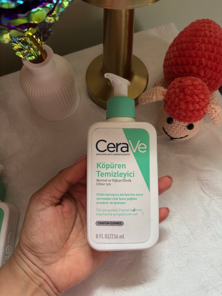 CeraVe Köpüren Yüz Temizleyici 236 ml - Görsel 2
