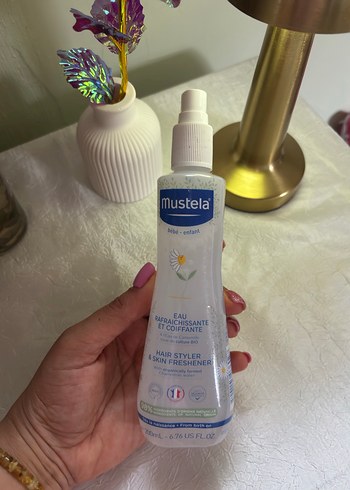 mustela