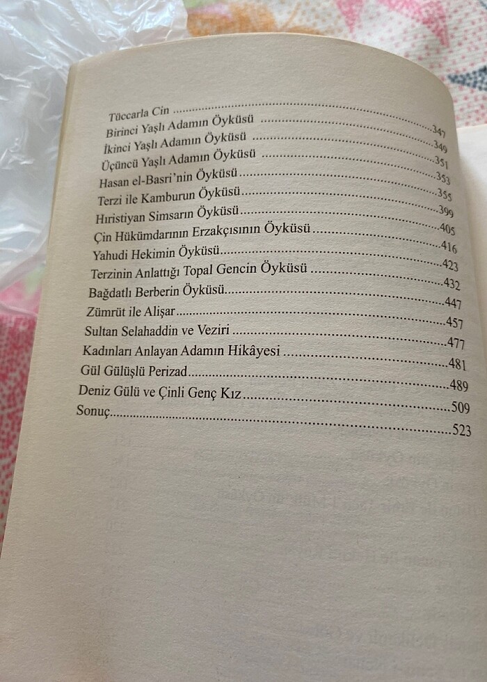 Yetişkinler için masal kitabı - Görsel 4