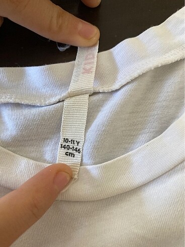 Çeşitli farklı farklı tişörtlar Tanesi 25 - Görsel 5