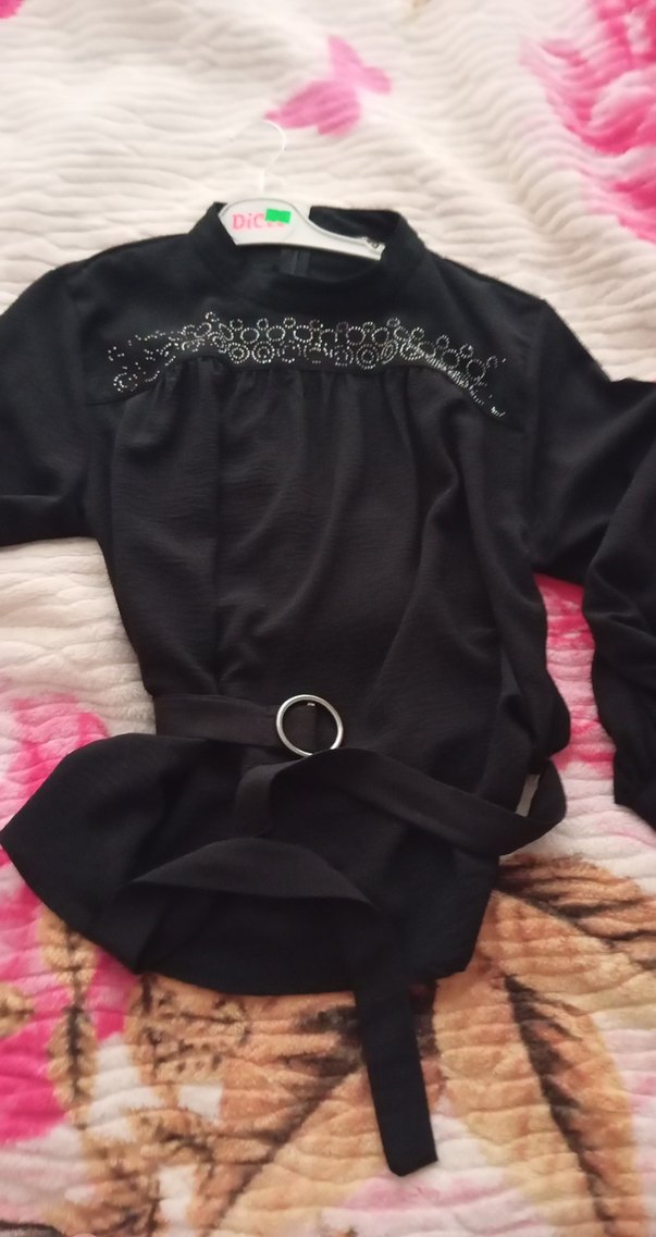 Siyah Boğazlı Triko Bluz - Görsel 3