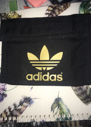 universal Beden Adidas Klasik Kadın Cüzdanı
