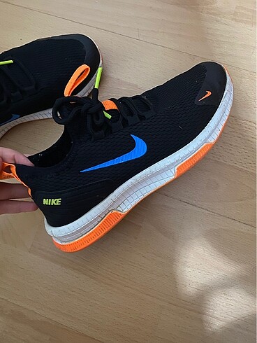 Nike spor ayakkabı