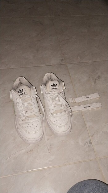Orijinal adidas 36 numara ayakkabı cırtcırtları çıkarılıp takıla