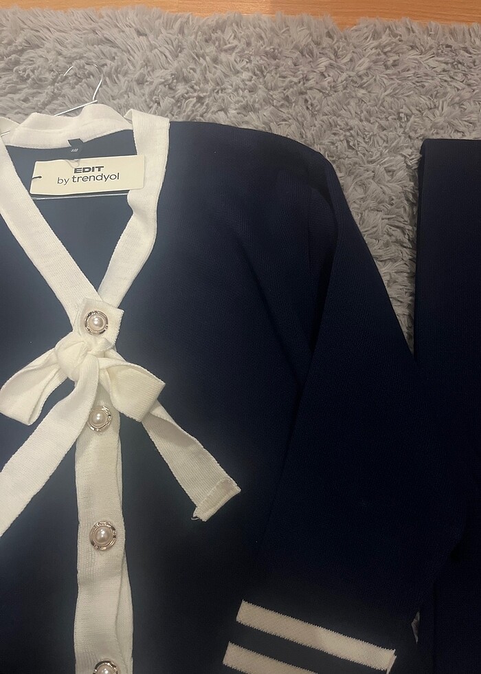 Triko hırka ve pantolon - Görsel 3