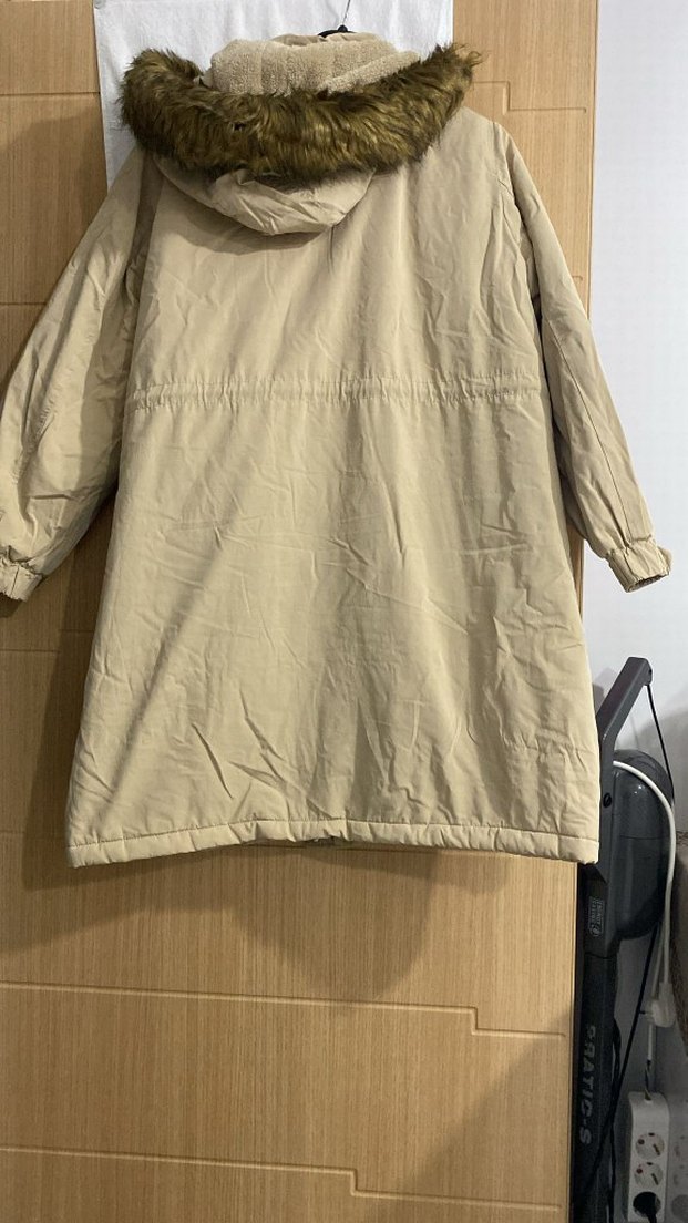 Bej Kadın Midi Boy Peluş Detaylı Ceket - Görsel 3