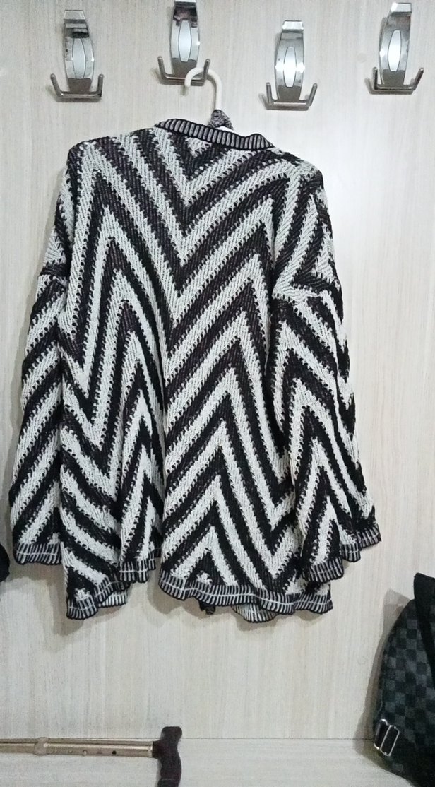 Bohem Gri Zebra Desenli Uzun Kollu Hırka - Görsel 3