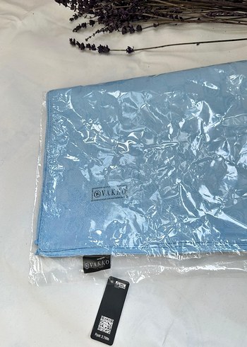 Mavi Parlak Kadın Şal - Görsel 5