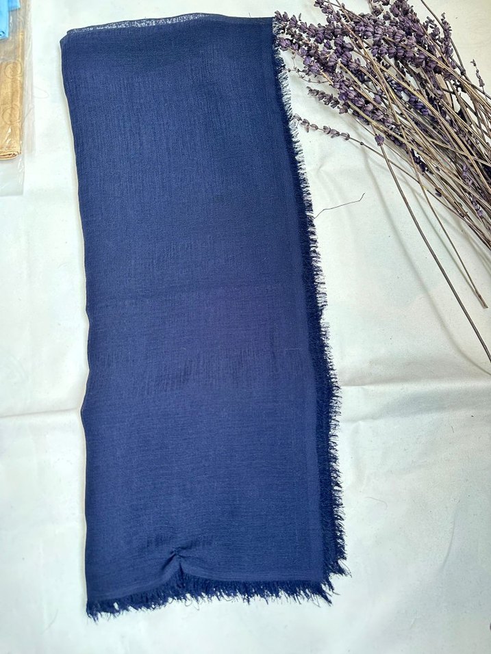 Lacivert Keten Kadın Şal - Görsel 4