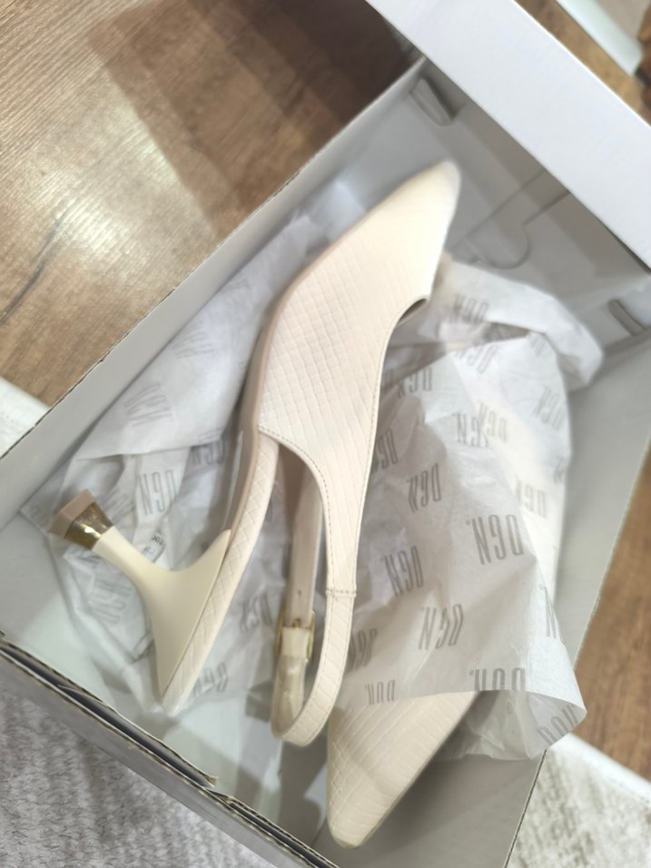 Beyaz Zebra Desenli Topuklu Kadın Ayakkabı - Görsel 3