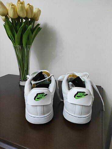 39 Beden beyaz Renk Nike ayakkabı