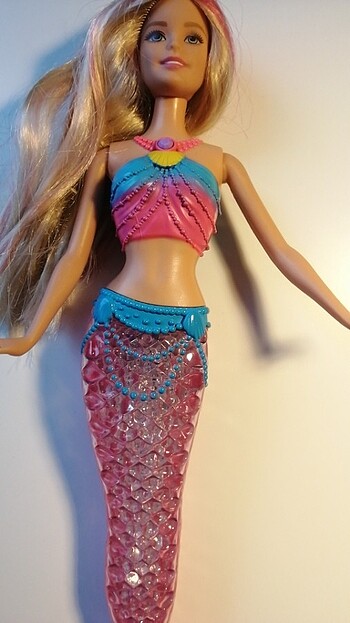  Beden Gökkuşağı Denizkızı Barbie