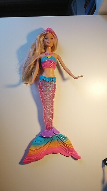  Beden Renk Gökkuşağı Denizkızı Barbie