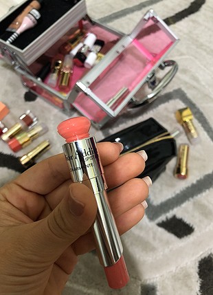 universal Beden Dior ruj