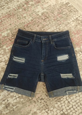 Kadın Koyu Mavi dar Kesim Mini Denim Şort