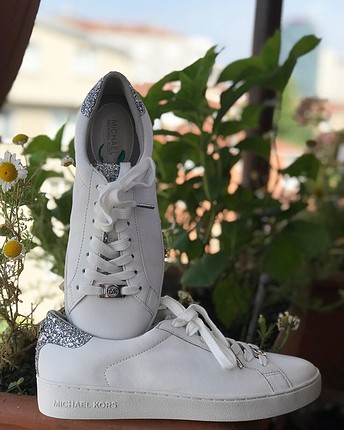 Sıfır Mk Beyaz sneakers