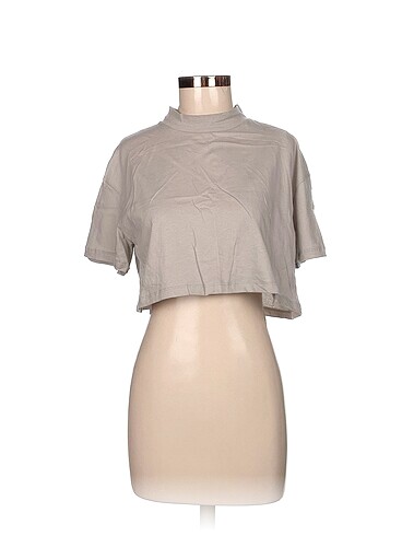 Trendyol & Milla T-shirt %70 İndirimli.