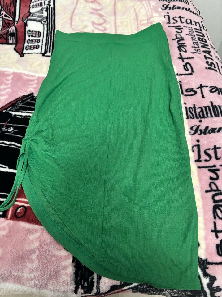 Yeşil büzgü detay midi  Kadın Etek - Görsel 3