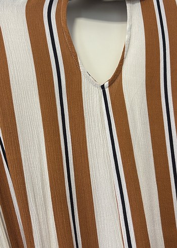 Kahverengi Çizgili V Yaka Uzun Elbise - Görsel 5