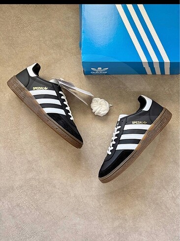 Adidas Spezıal