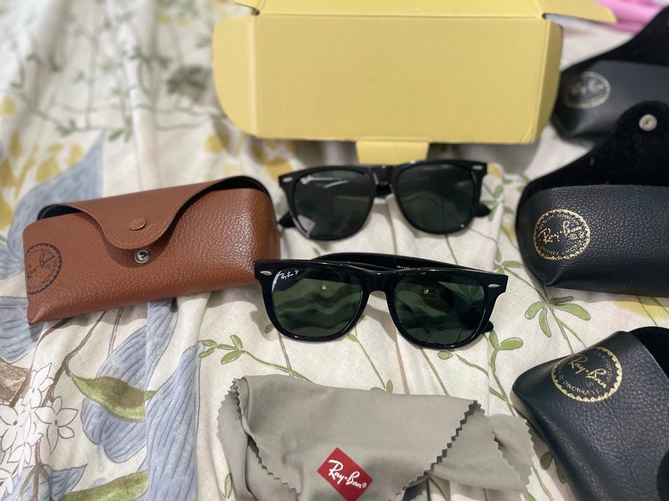Parlak Siyah Ray-Ban Kadın Güneş Gözlüğü - Görsel 5