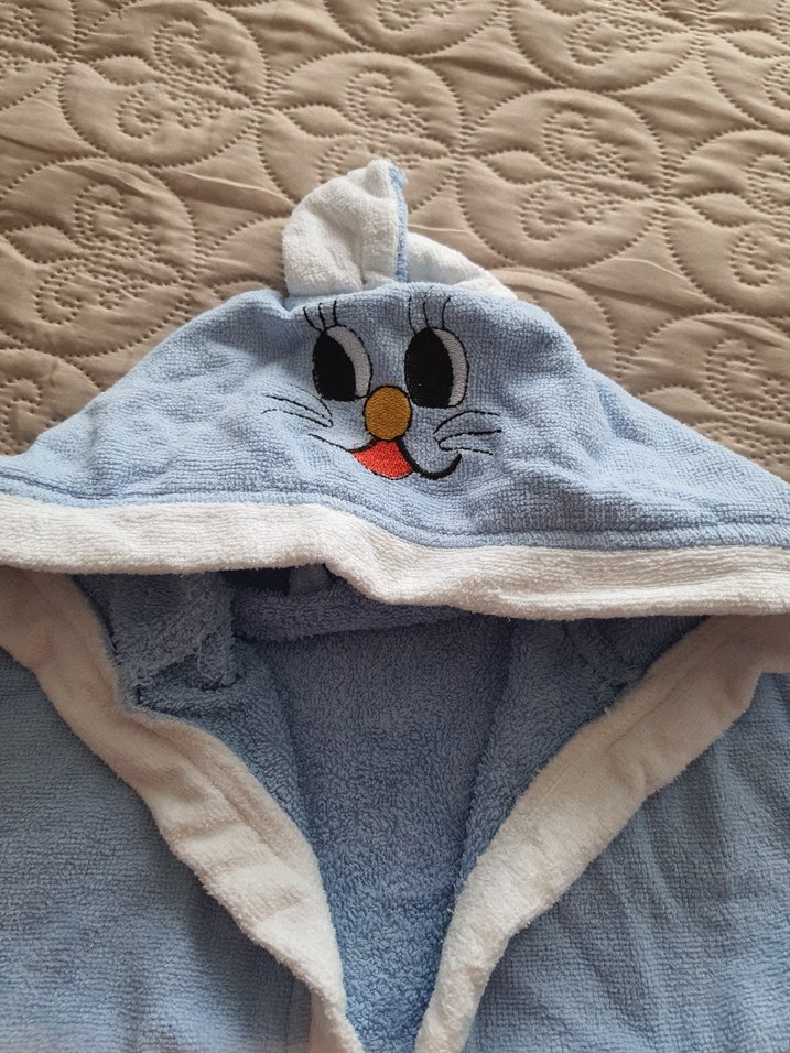 Mavi Erkek Çocuk Nakışlı Bornoz - Görsel 2