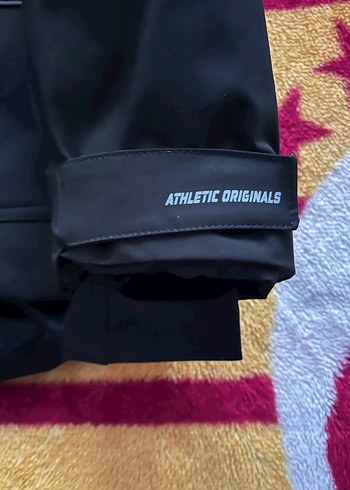 Erkek Siyah Kapüşonlu Fermuarlı Mont - Görsel 5