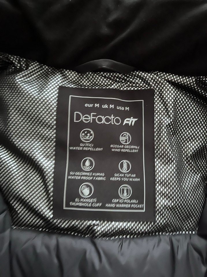 Erkek Siyah Kapüşonlu Fermuarlı Mont - Görsel 3