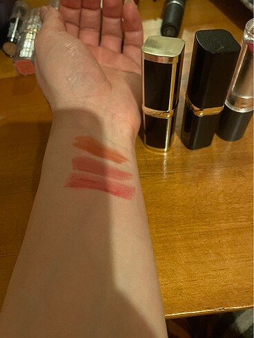 Beden Missha ve loreal paris ruj