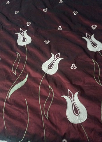 Bordo Nakışlı Yatak Örtüsü - Görsel 2