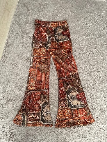 İspanyol paça likralı pantolon