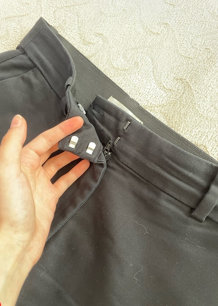 Siyah kumaş pantolon - Görsel 2