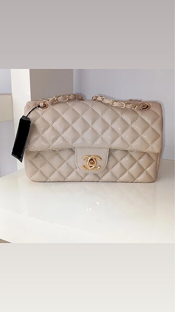 CHANEL WOMEN BAGS
