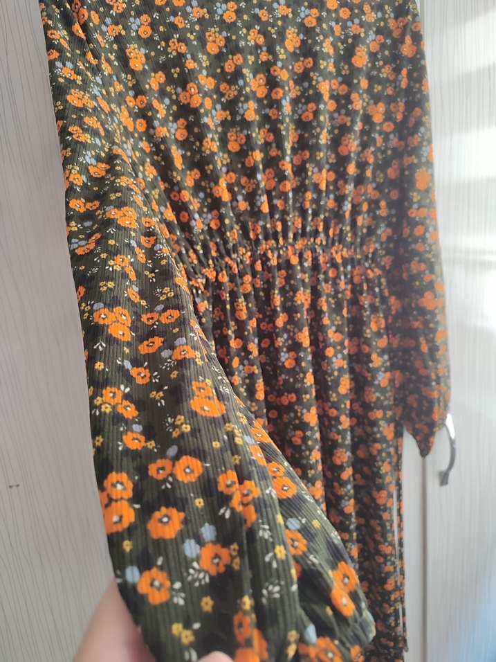 Uzun Kollu Piliseli Bohem Çiçekli Elbise - Görsel 3