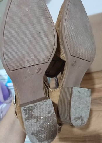 Bej Süet Kadın Sandalet, Tokalı, Kalın Topuklu - Görsel 6