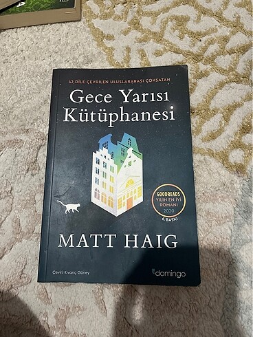 Geceyarısı Kütüphanesi